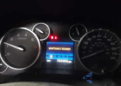 2014 Toyota Tundra Sr5 5.7L V8 z USA, uszkodzony, nr VIN 5TFDY5F18EX380940